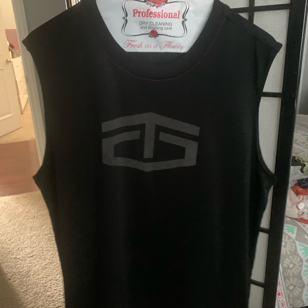 Muscle shirt
